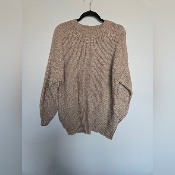 American Eagle Outfitters Sweaters - American Eagle Outfitters Cozy Tan Knit Sweater